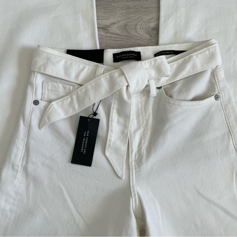 Banana Republic Premium Denim High Rise Wide Leg White Jeans Size 26P